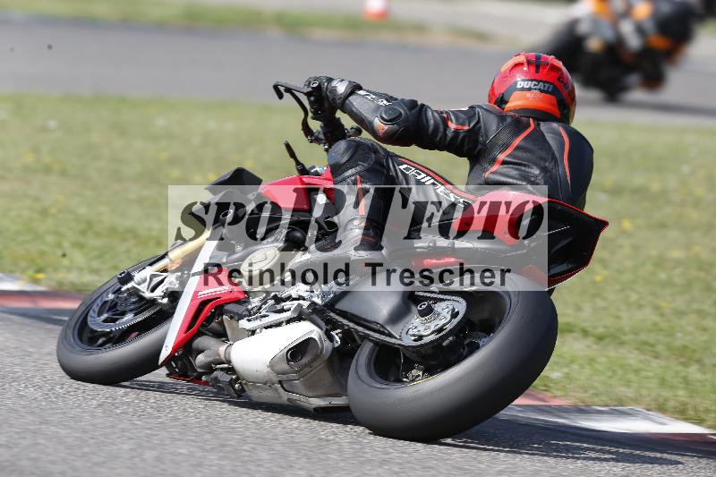/45 10.08.2025 Plüss Moto Sport ADR/Freies Fahren/733